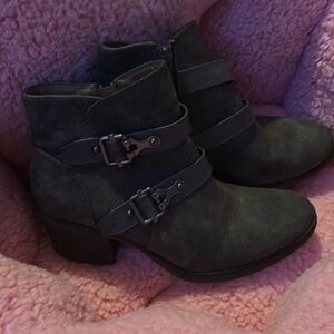 Women’s ankle boots
